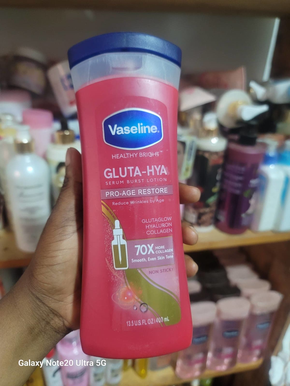 Vaseline Gluta-Hya 70