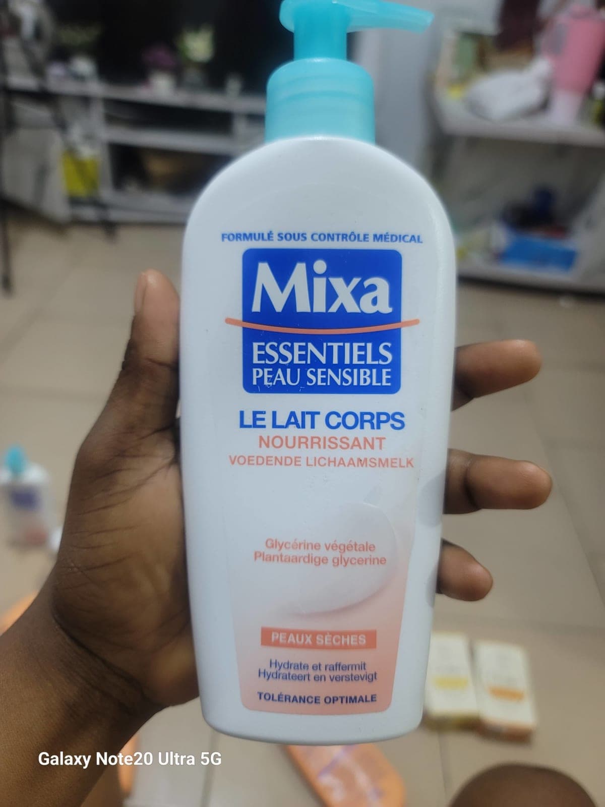 Lait corpd Mixa nourrissant  voedende