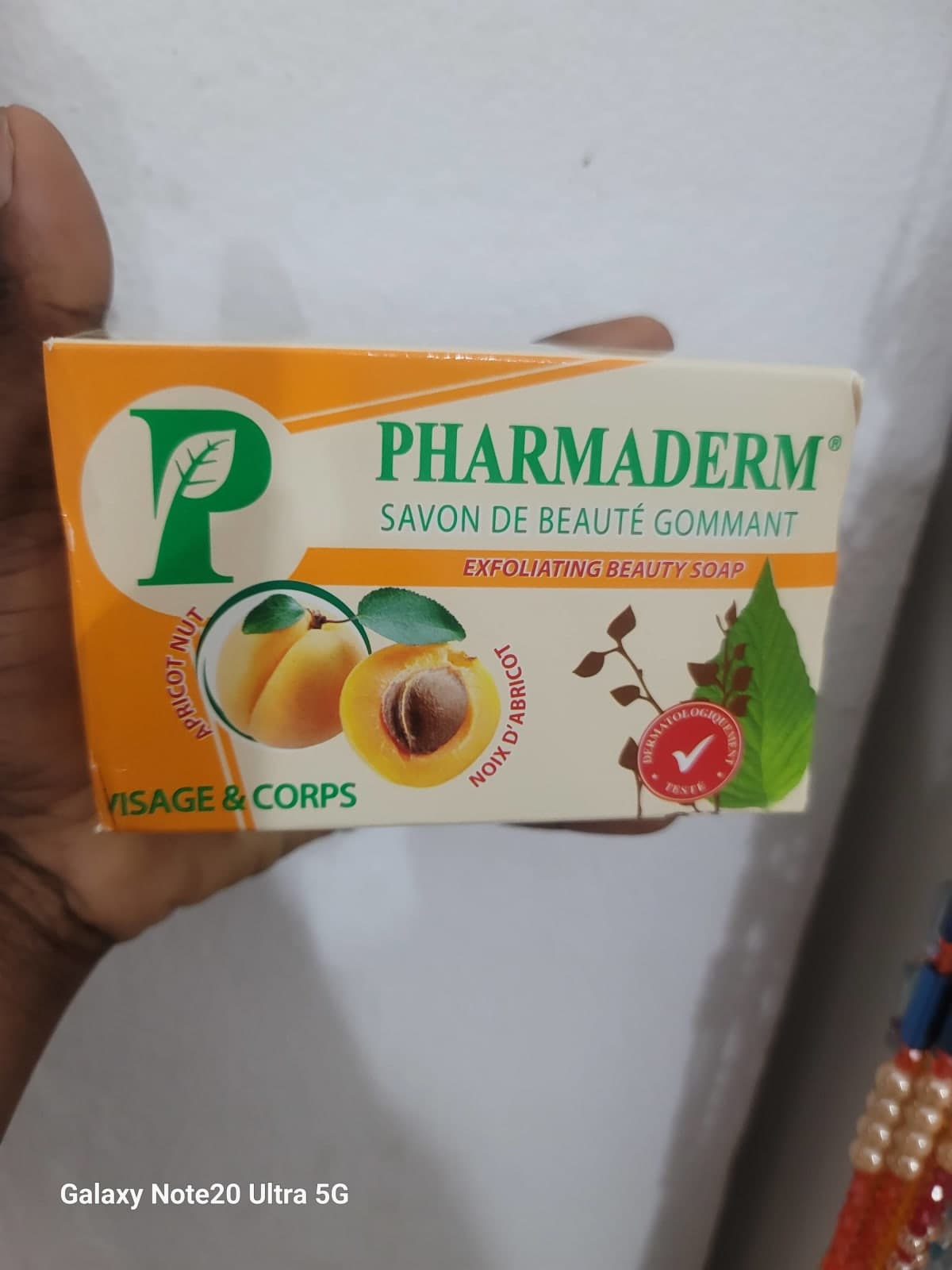 Savon pharmaderm Abricot
