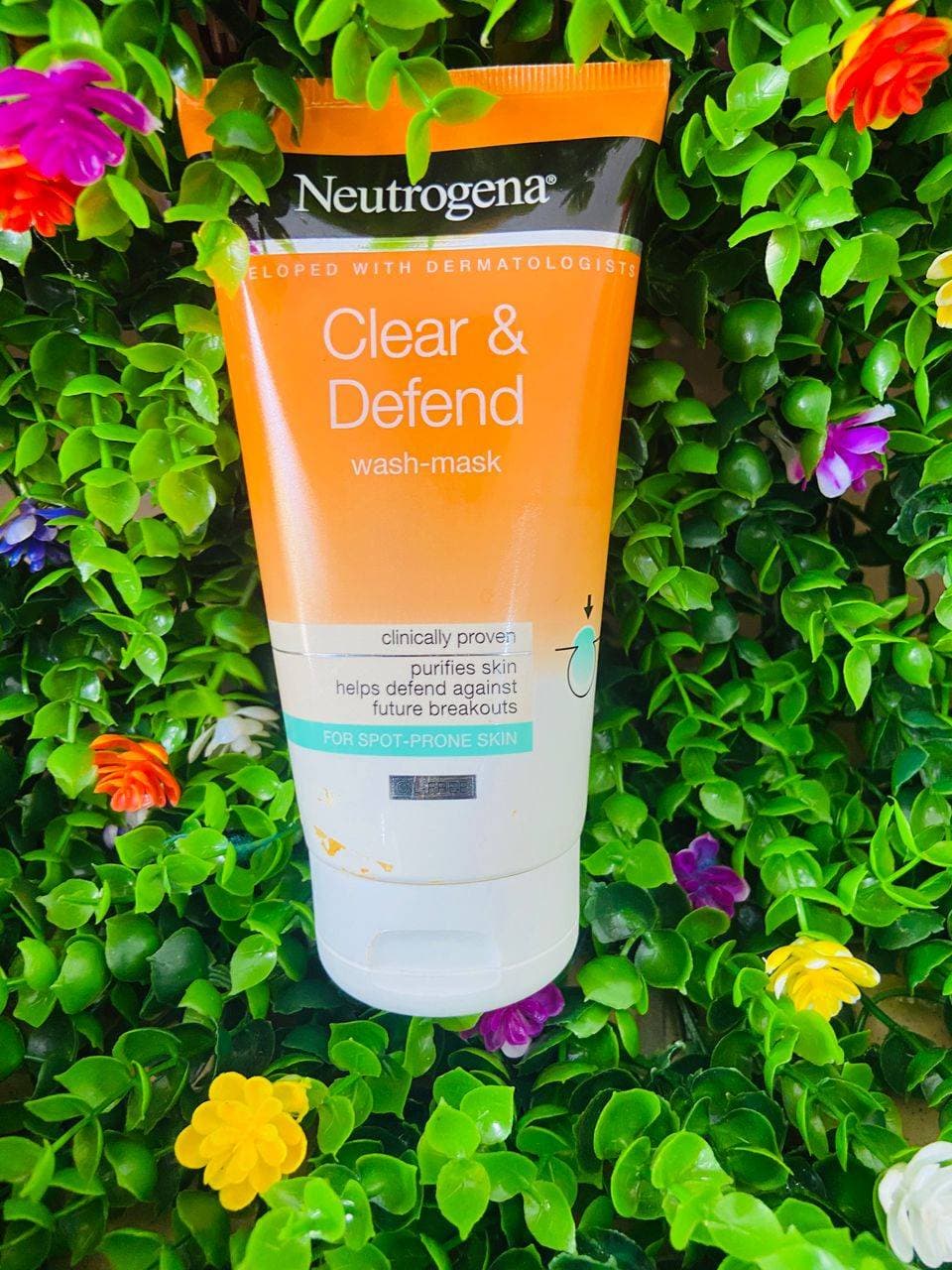 Gel exfoliant Neutrogena  Deep & Clean