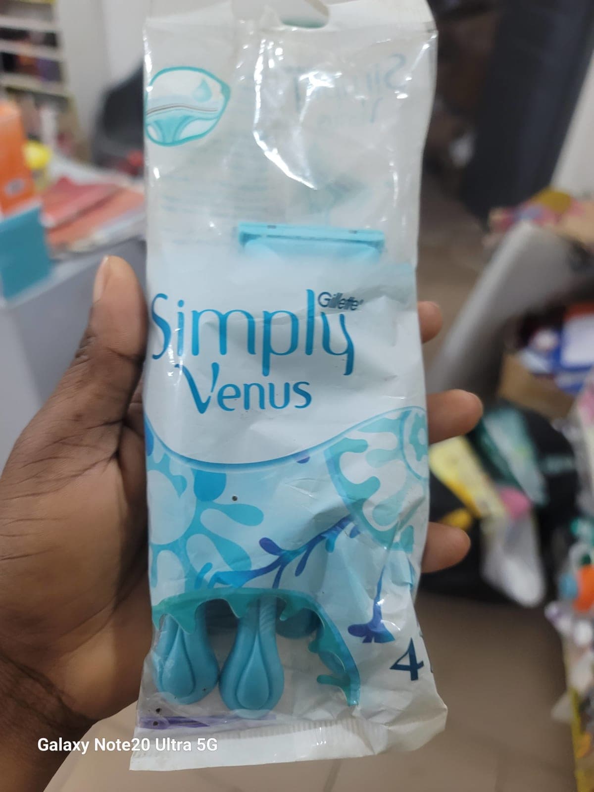 Rasoir Gillette femme