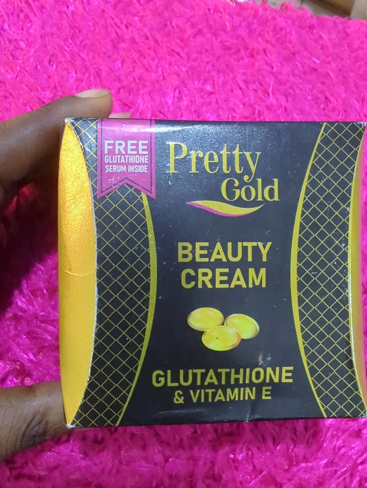 Creme de visage Pretty Gold