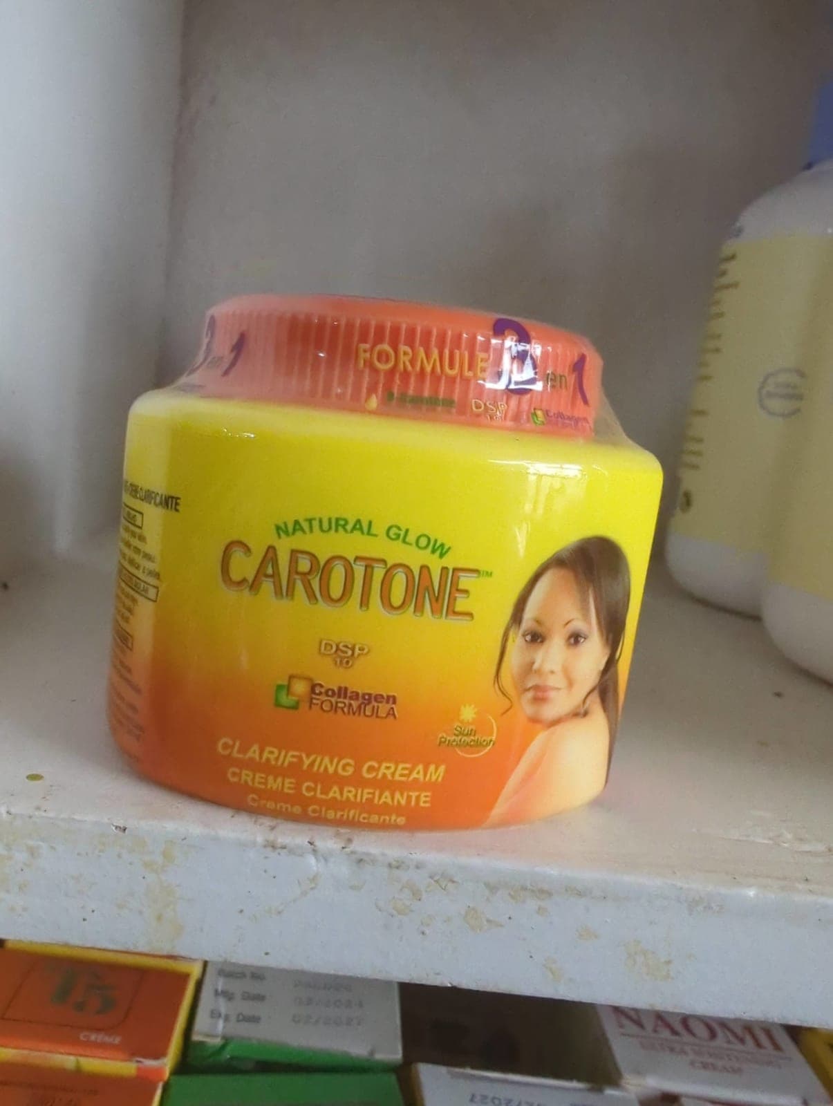 Creme de corps de carotone Petit