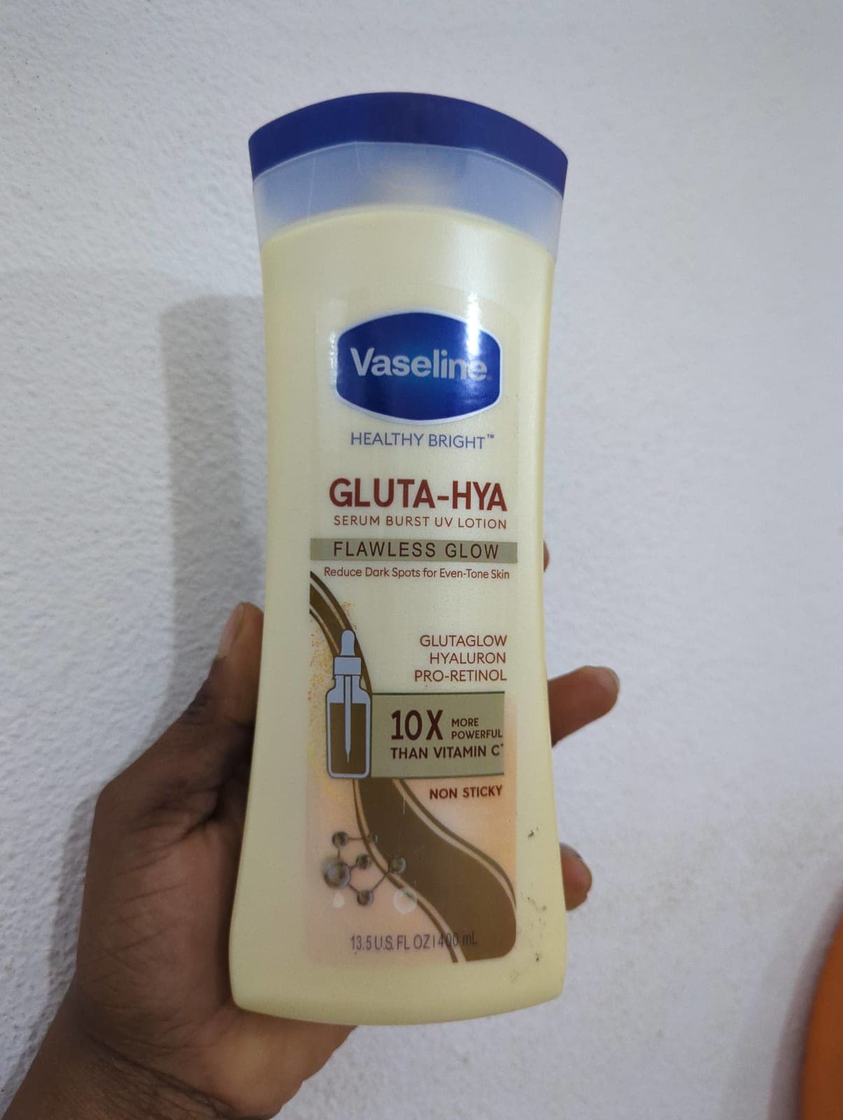 Lait Vaseline Gluta hya  pro_retinol