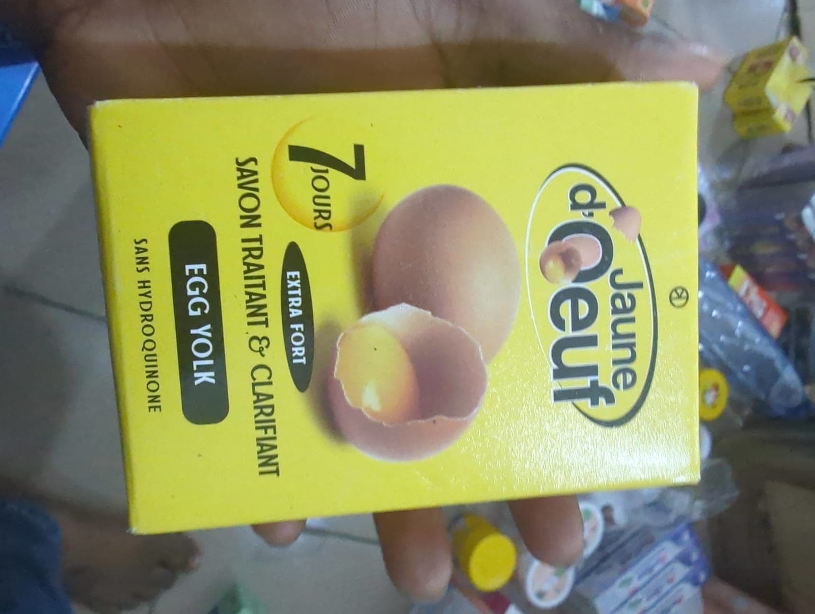 Savon jaune doeuf