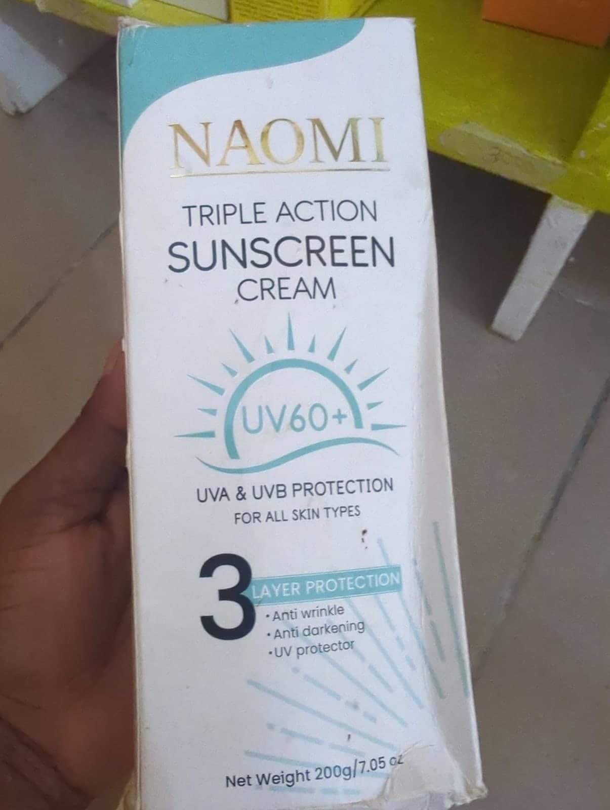 Creme solaire Naomi