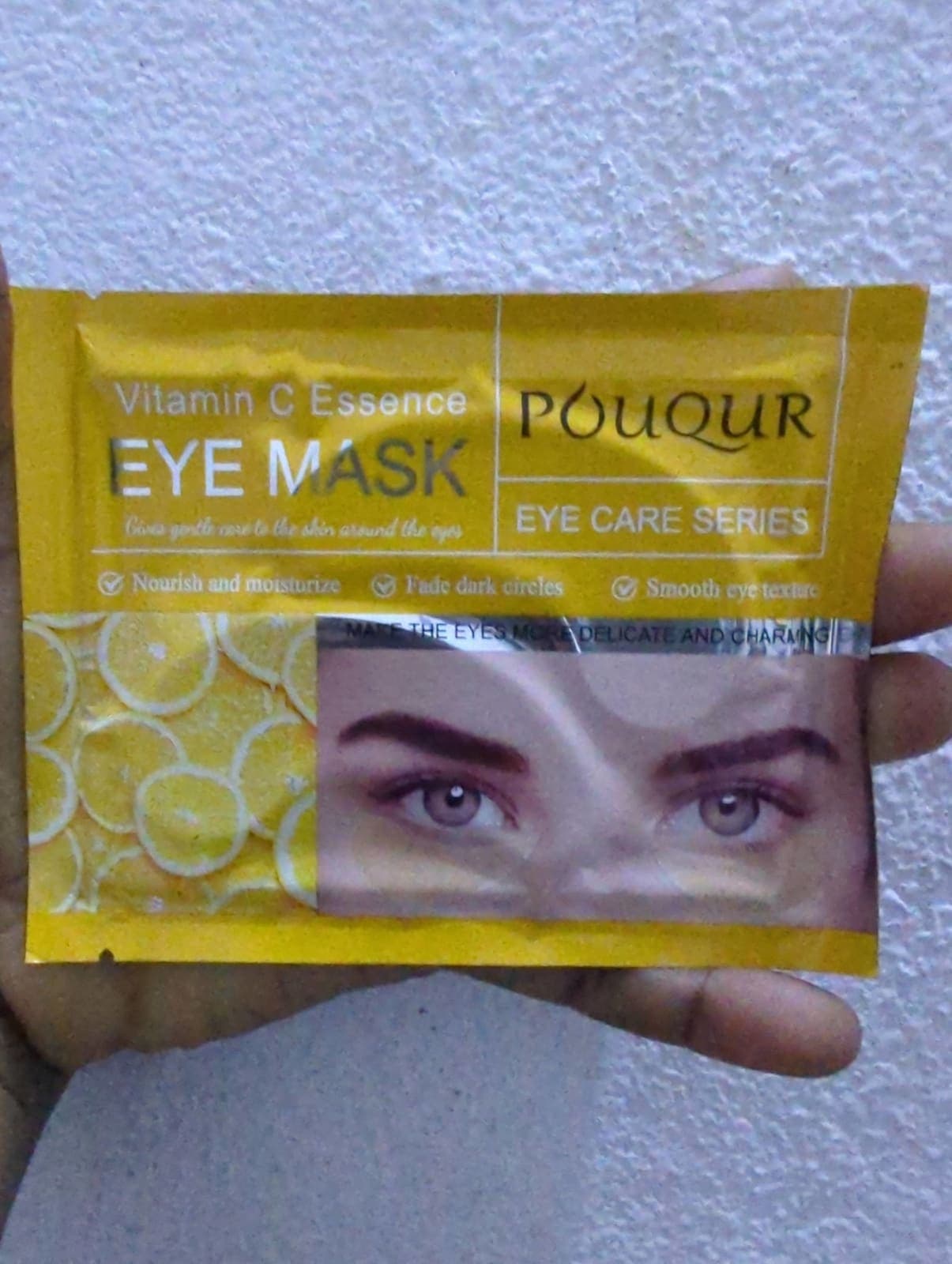 Masque anti cernes